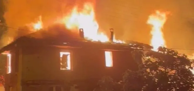 Bursa’da evde çıkan yangın 2 eve daha sıçradı
