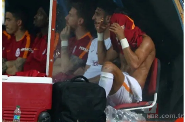 Galatasaray'da Yasin Öztekin oyundan alınınca çıldırdı 4