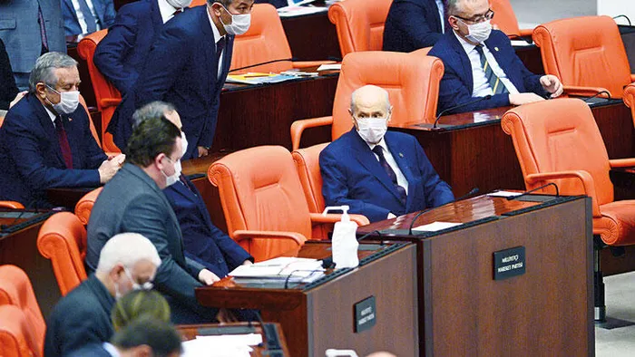 TBMM Genel Kurulu 16 saat sürdü! İnfaz düzenlemesine MİT ve Berfin Özbek ayarı