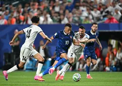 Mbappe'den şov! Fransa rakibi Irak'ı 3-0 mağlup etti