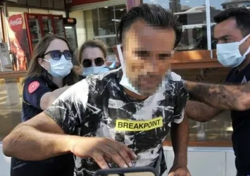 Kavgada sırtından bıçaklandı ablasıyla görüntülü konuştu