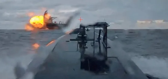 Ukrayna Rusya’nın gölge filosuna ait petrol tankerini hedef aldı