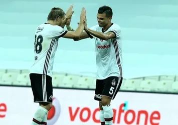 Beşiktaş zorlu virajda! İlk 11'ler belli oldu