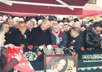 Nuray Hafiftaş’a ay yıldızlı veda