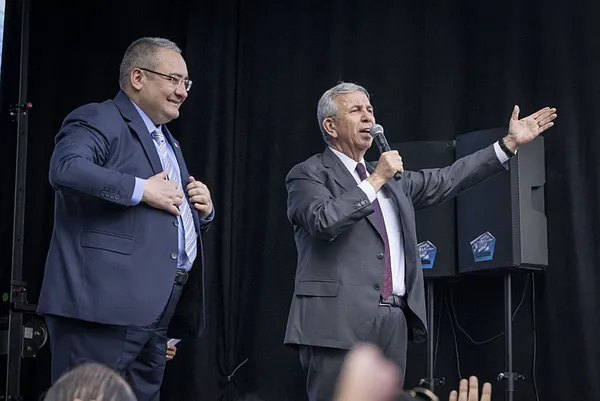 İşte iki rakibin son 5 yılı! Mansur Yavaş ve Turgut Altınok’un karnesi ortaya çıktı! 25 kat küçük bütçe...