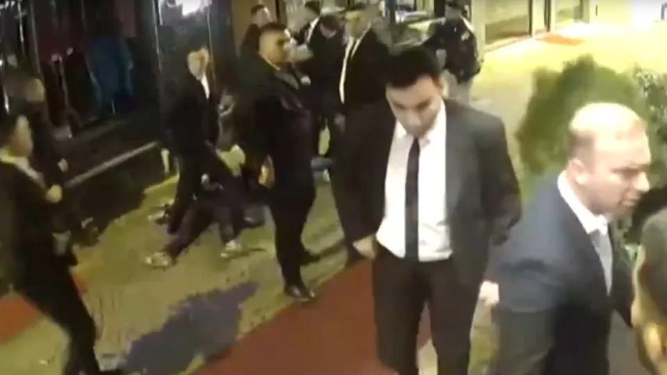 Ortaköy'de gece kulübü önündeki kavga günlerce konuşuldu! Dövülen kişinin kim olduğu ortaya çıktı... O da gözaltına alındı