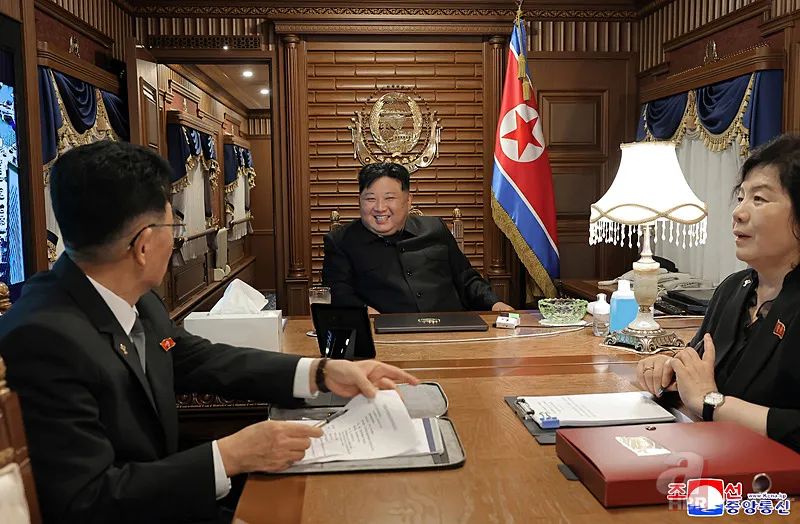 1959'dan bu yana ilk: Kim Jong-un kurşun geçirmez zırhlı trenle Pekin'de! 8