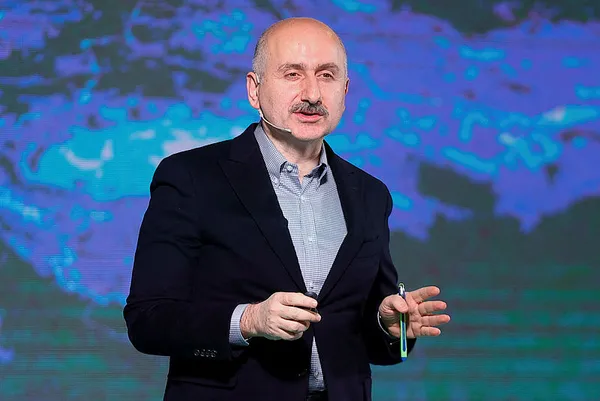 Bakan Karaismailoğlu'ndan muhalefete sert sözler: 'Çamur at izi kalsın' bildikleri tek siyaset - 1
