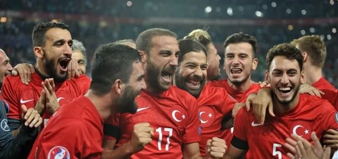 A MİLLİ TAKIM'IN İLK 11'İ BELLİ OLDU!