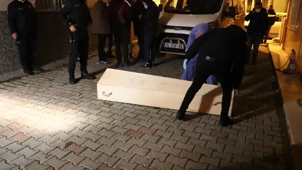 1615518221758.jpg İzmir'de vahşet! Çekyat içinde cesedi bulundu - 3