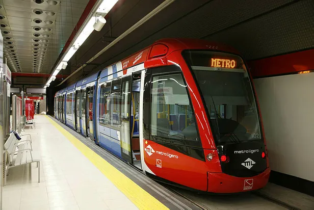 ankaray-kapali-mi-calisiyor-mu-8-mart-ankaray-metro-arizasi-son-durum-nedir-ankaray-neden-calismiyor-1646730164781.jpg Ankaray kapalı mı, çalışıyor mu? 8 Mart Ankaray metro arızası son durum nedir? Ankaray neden çalışmıyor? - 1