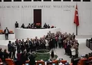 CHP’li vekiller kürsüyü işgal etti