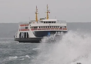 Çanakkale’de feribot seferlerine lodos engeli! İptal edildi