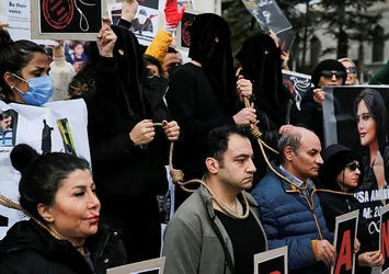 İran'da olaylar yatışmıyor! İkinci idam gerçekleşti