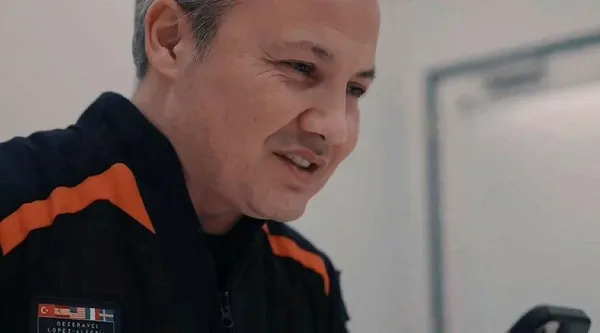 baskan-erdogan-gezeravci-ile-telefonda-gorustu-1707589143387.jpeg Başkan Erdoğan Gezeravcı ile telefonda görüştü - 2