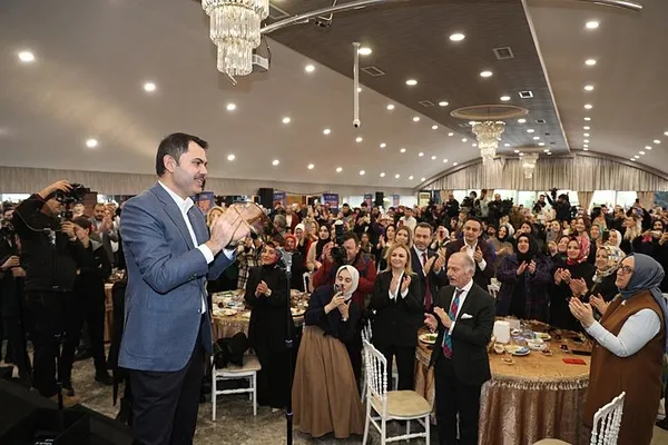 ibb-adayi-murat-kurumdan-kadinlara-buyuk-mujde-geri-odemesiz-olarak-100-bin-tl-verilecek-1706702228854.jpeg İBB adayı Murat Kurum'dan kadınlara büyük müjde: Geri ödemesiz olarak 100 bin TL verilecek - 2