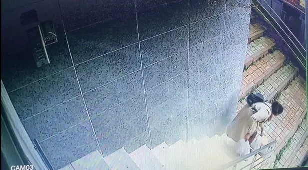 İstanbul’da genç kadının yaşadığı kapkaç dehşeti kamerada - 1