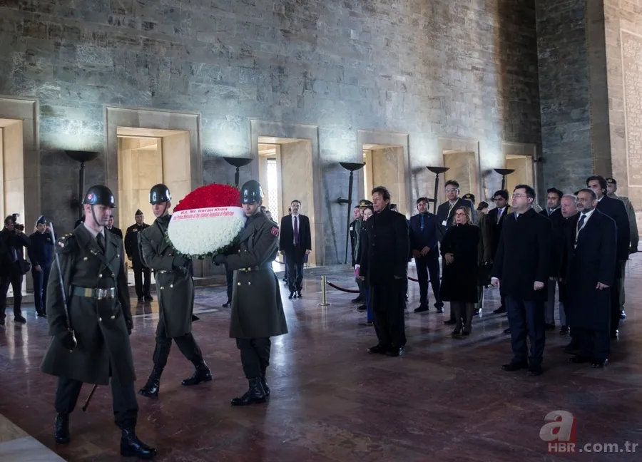 Başkan Erdoğan, Pakistan Başbakanı Khan’ı kabul etti 15