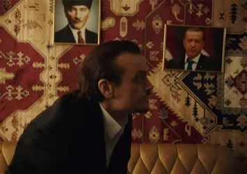 Yine Netflix yine skandal! Netflix'te Atatürk ve Erdoğan fotoğrafları kullanılarak...