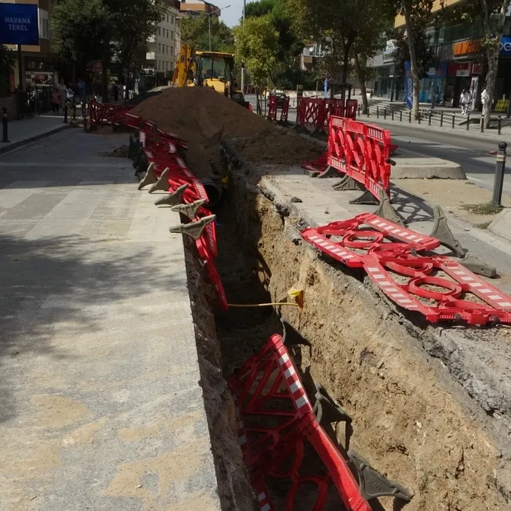 İBB başladığı işi bitiremedi vatandaş isyan etti