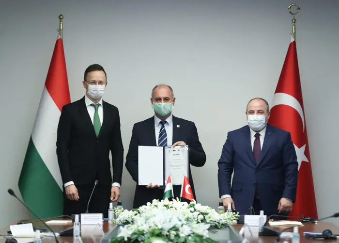 Sanayi ve Teknoloji Bakanı Mustafa Varank açıkladı! Macaristan'dan Türkiye'ye medikal sektöründeki ilk doğrudan yatırım başlıyor - 2