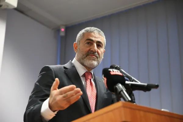 Hazine ve Maliye Bakanı Nureddin Nebati: Türkiye enflasyonu üretimle yeniyor