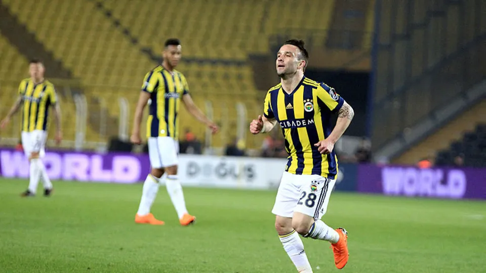 Fenerbahçe'nin yeni teknik direktörü Cocu'dan Valbuena için şok sözler!
