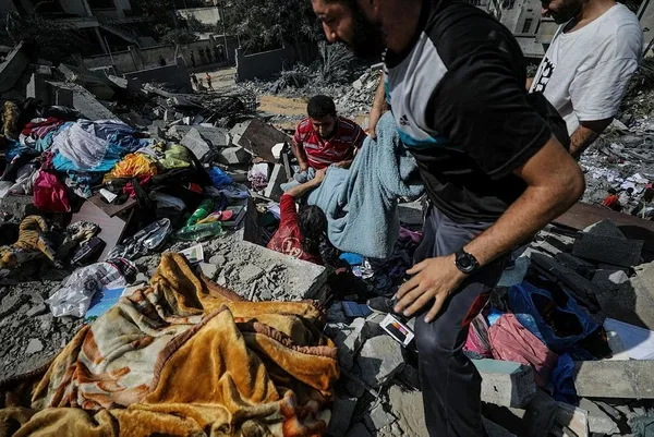 libyadan-israili-destekleyen-ulkelerin-buyukelcilerine-cagri-ulkeyi-terk-edin-1698245916421.jpeg Libya'dan İsrail'i destekleyen ülkelerin büyükelçilerine çağrı: Ülkeyi terk edin - 6