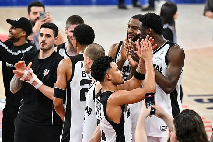 besiktas-gain-ziraat-bankasi-turkiye-kupasinda-finalde-1771608148646.jpeg Beşiktaş GAİN Ziraat Bankası Türkiye Kupası’nda finalde - 5