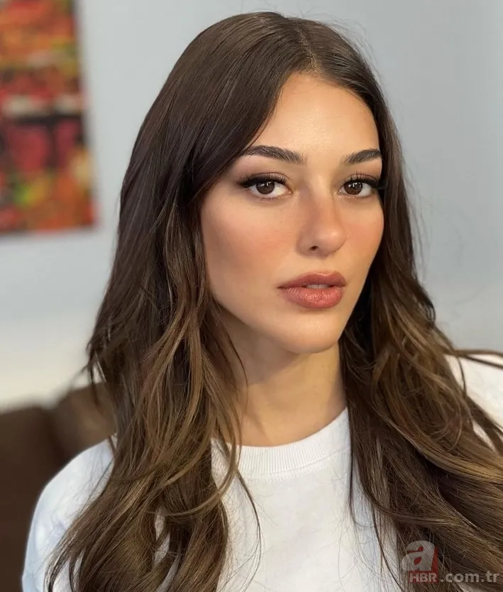 Dilan Çiçek Deniz'in yeni sevgilisi bakın kimin oğluymuş! Babası da çok ünlü! Mert Yazıcıoğlu'ndan sonra... 8