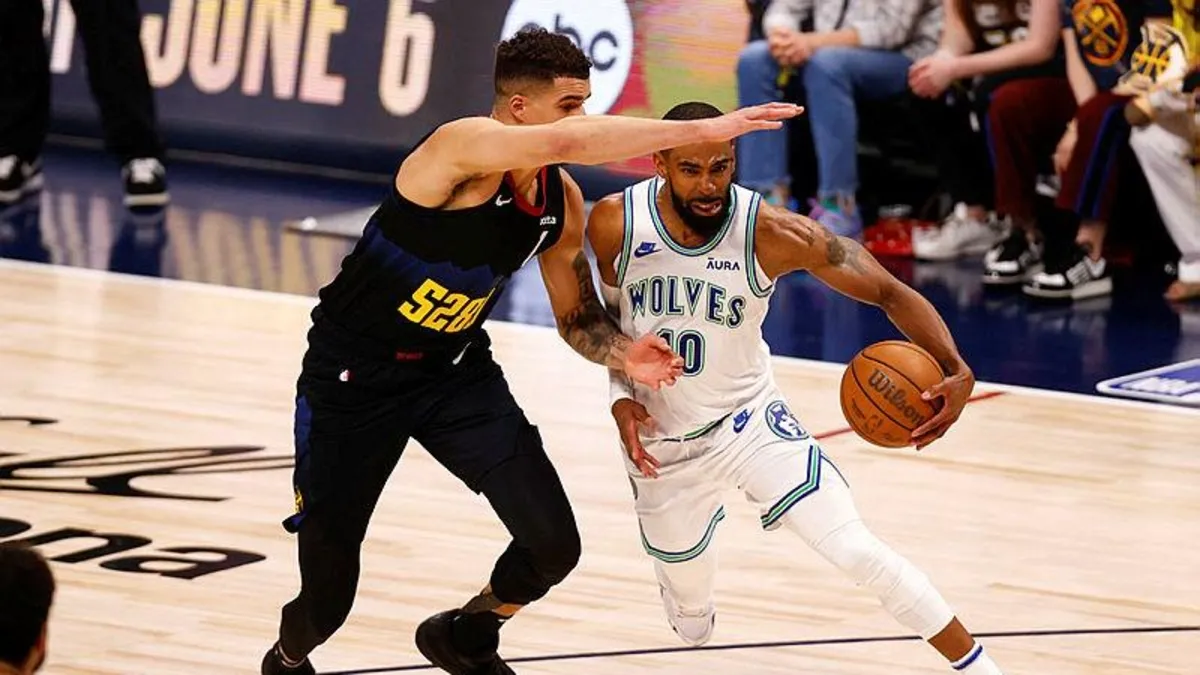NBA Batı Konferansı'nda Timberwolves, Doğu Konferansı'nda Pacers finale çıktı
