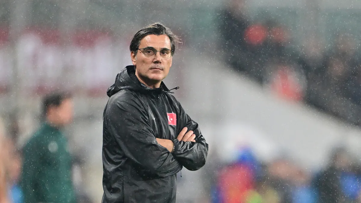 Türkiye’nin İtalya’ya 4-1 yenildiği maçın ardından Montella konuştu: “İlk yarı ıslıklanmayı hak ettik”, istifa gündemde yok
