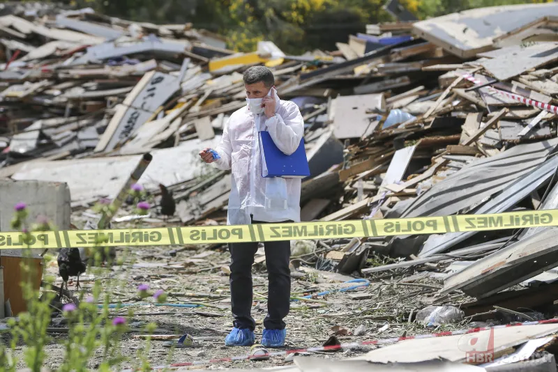 İstanbul Başakşehir'de fabrikada patlama! Ortalık savaş alanına döndü: Ölü ve yaralılar var 4