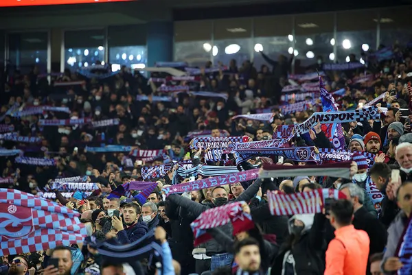 trabzonda-pozisyon-cok-gol-yok-i-trabzonspor-0-0-basaksehir-mac-sonucu-ozet-1640455151728.jpg Trabzon'da pozisyon çok gol yok I Trabzonspor 0-0 Başakşehir (MAÇ SONUCU-ÖZET) - 4