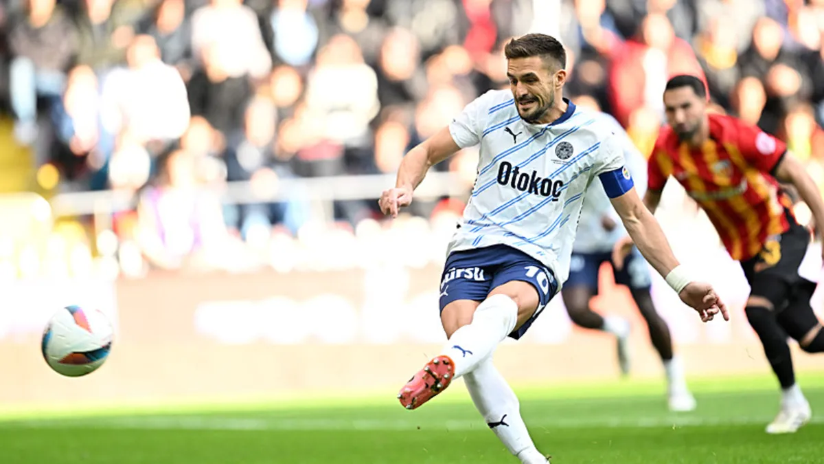 Spor yazarları Kayserispor-Fenerbahçe maçını değerlendirdi: Verilen penaltı komediydi