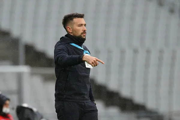 Karagümrük’te flaş karar! Teknik Direktör Francesco Farioli ile yollar ayrıldı