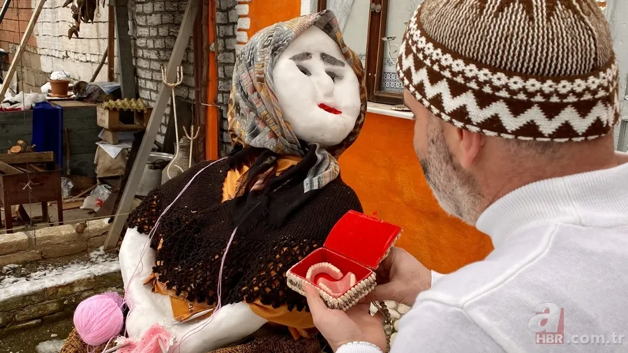 Bursa’da 7 yıl önce kardan yaptığı kadınla evlendi! Şimdi de bakın ne hediye etti 6