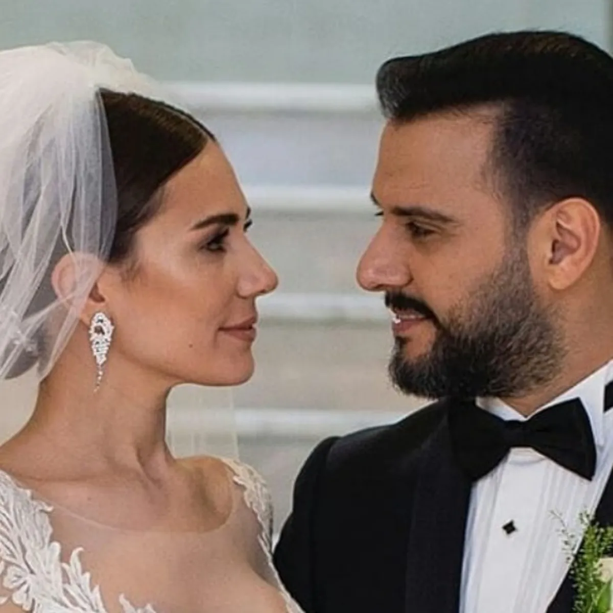 Alişan ile Buse Varol'un ilk göz ağrısı büyüyor! Yıllar öncesinden duygusal kareler