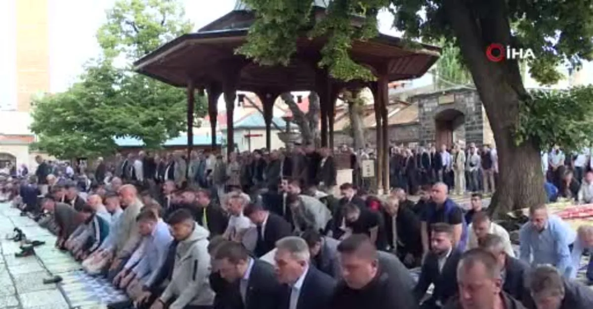 Bosna-Hersek'te bayram namazı kılındı