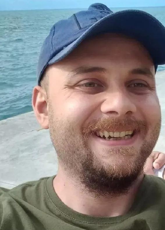 misirda-acik-denizde-kayboldu-oglunu-beklerken-gelen-valiziyle-yikildi-1667633753049.jpg Mısır’da açık denizde kayboldu! Oğlunu beklerken gelen valiziyle yıkıldı - 1