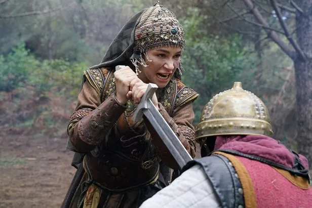 Dündar Bey ne zaman öldü? Kuruluş Osman Dündar Bey diziden ayrılıyor mu? Ragıp Savaş’ın vedası...