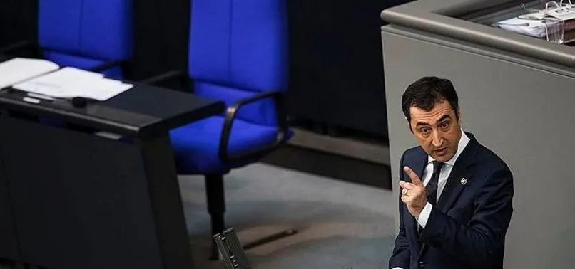 CEM ÖZDEMİR’E SAĞLAM 'TOKAT'