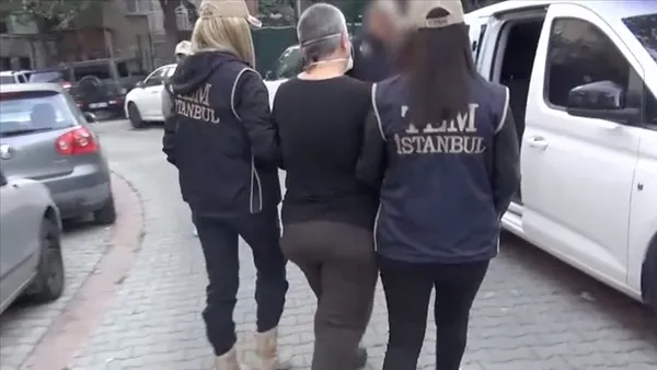 1673360002625.jpg TSK'ya iftira atan Şebnem Korur Fincancı'nın Başkanlığını yaptığı TTB yönetiminin düşürülmesi talebiyle açılan davanın görülmesine başlandı - 2