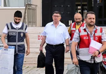 FETÖ'nün eski gazetecisi Şahin Alpay gözaltına alındı