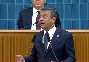 Özel'den parti içi muhalefete sert sözler