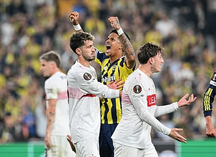 kadikoyun-buyucusu-sahnede-fenerbahce-evinde-alman-temsilcisini-tek-golle-gecti-1761246375645.jpeg Fotoğraf (AA)