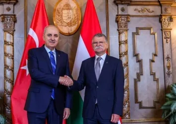 TBMM Başkanı Kurtulmuş'tan Macaristan'da temaslar: Macaristanlı mevkidaşı ile görüştü