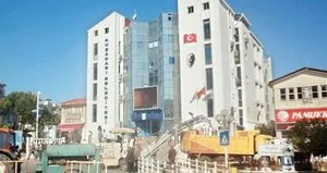 CHP’li belediyenin 18 aracı buhar oldu!
