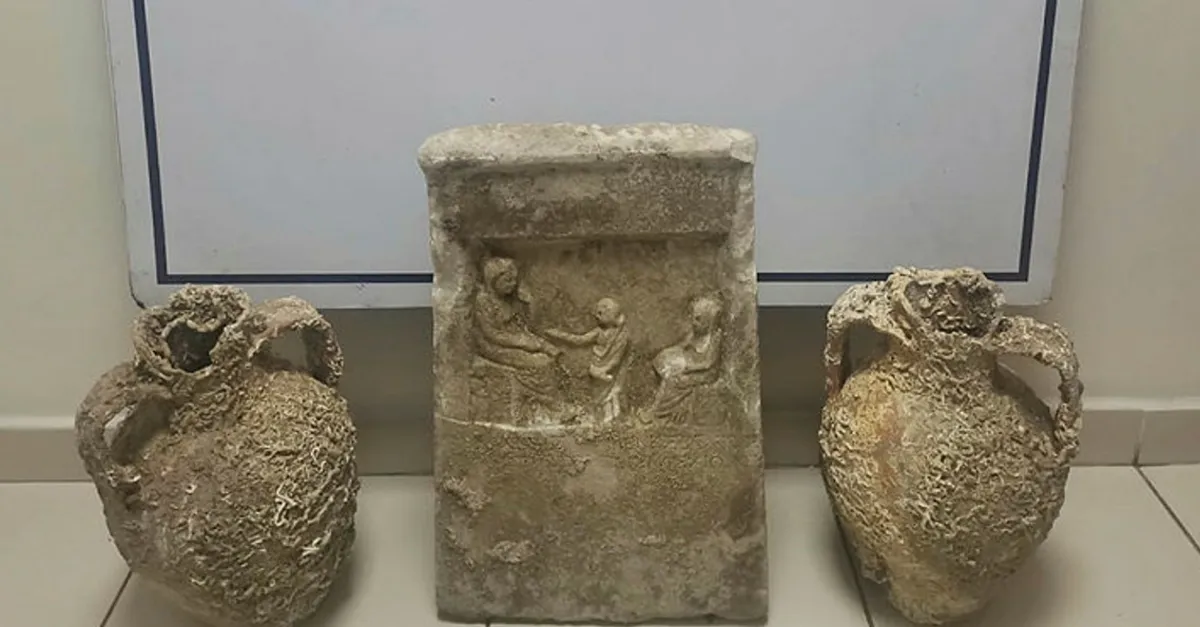 Roma dönemine ait iki amfora ele geçirildi