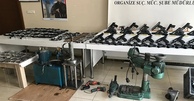 İstanbul’da yasa dışı silah imalathanesine operasyon - 2